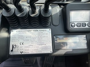 Čelní spalovací vysokozdvižný vozík LPG