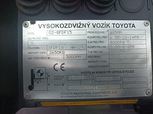 Vysokozdvižný vozík Toyota