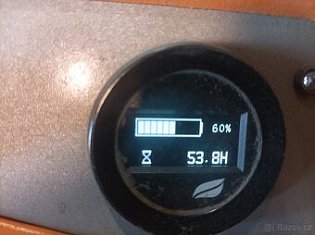 Elektrický vysokozdvižný ručně vedený vozík Still