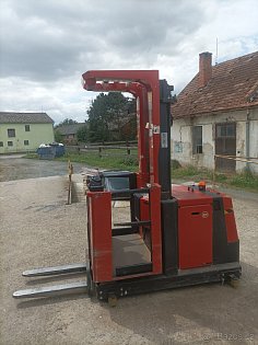 Vychystávací vozíky Toyota BT OME100M