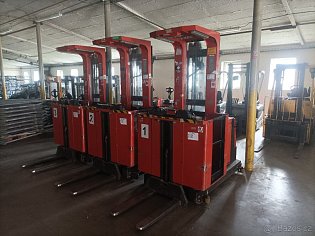 Vychystávací vozíky Toyota BT OME100M