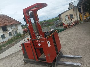 Vychystávací vozíky Toyota BT OME100M