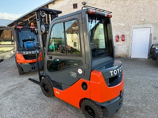 Vysokozdvižný vozík Toyota