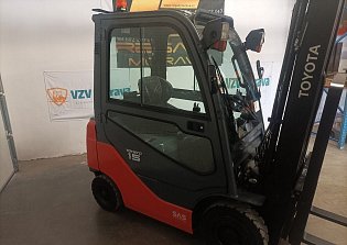 Vysokozdvižný vozík Toyota, 02-8FDF15
