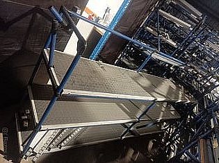 Spádový regál válečkový